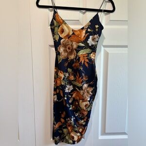 Cocktail dress from Windsor. Never worn!